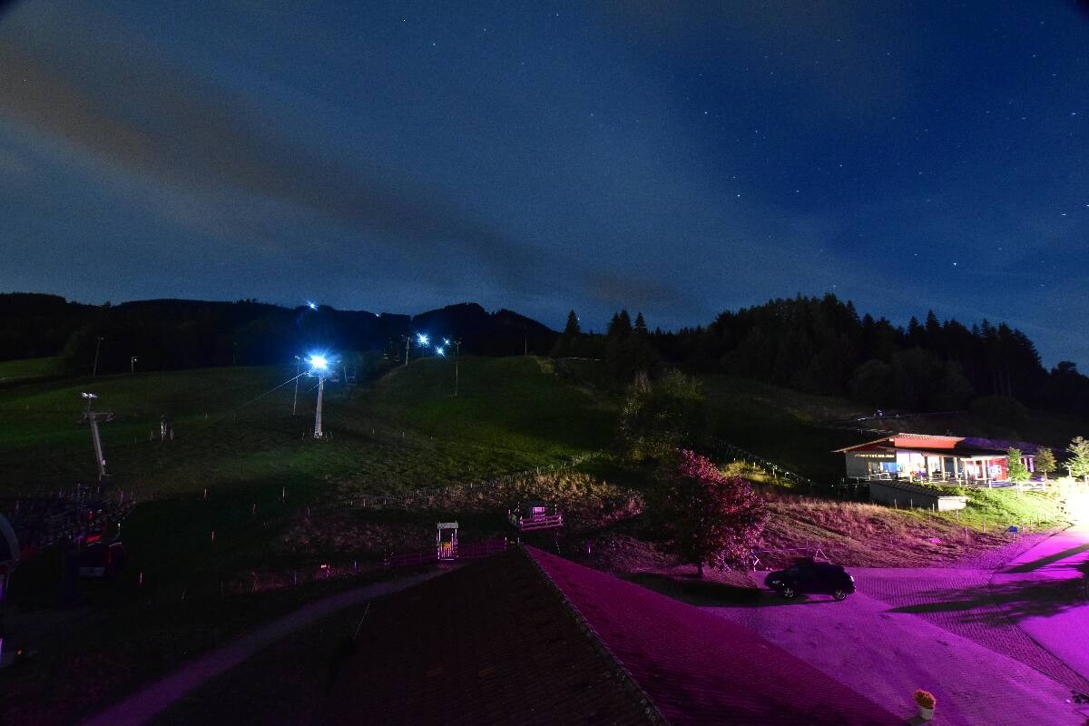 Archived image Webcam Nesselwang - Alpspitzbahn Base Station