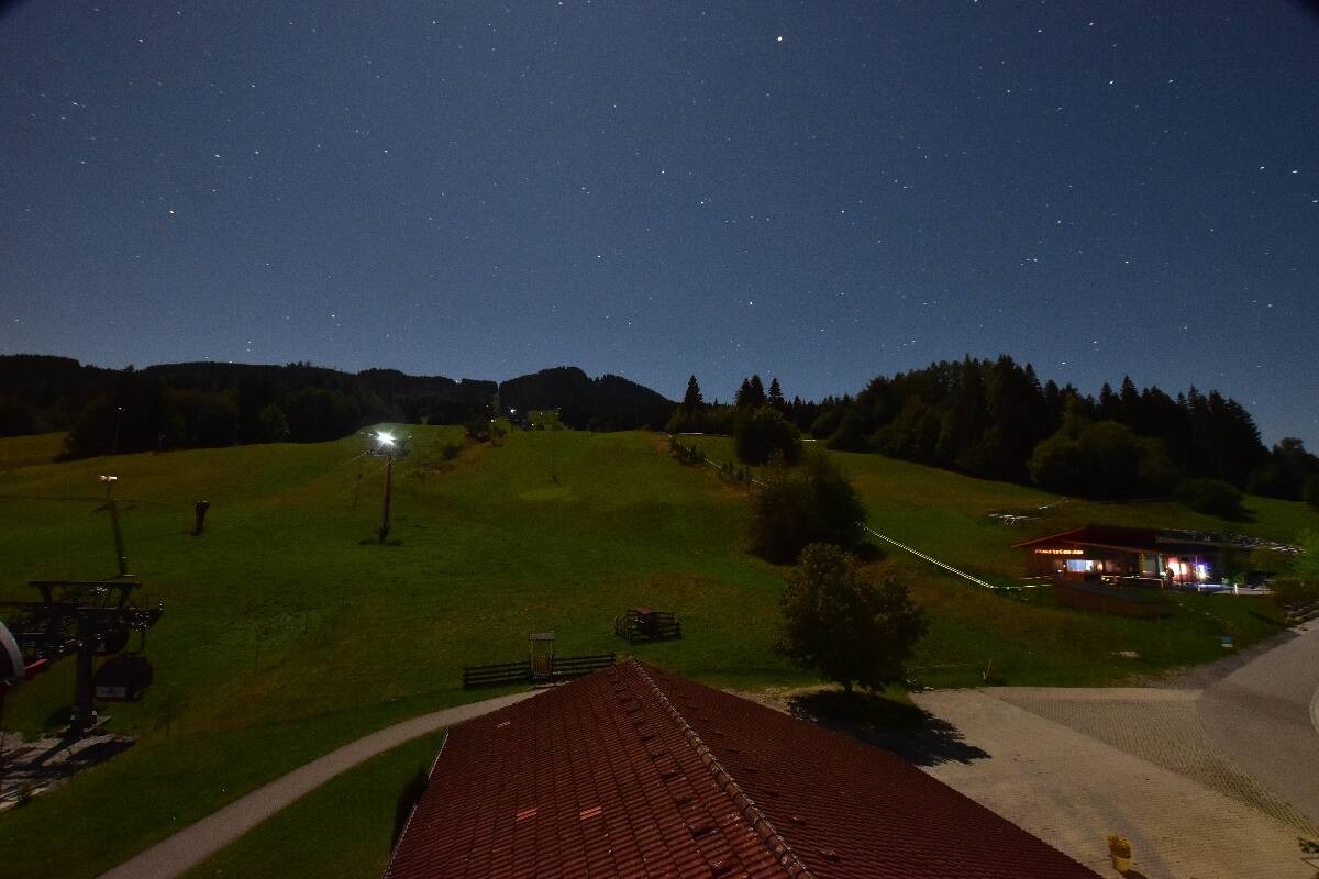 Archived image Webcam Nesselwang - Alpspitzbahn Base Station