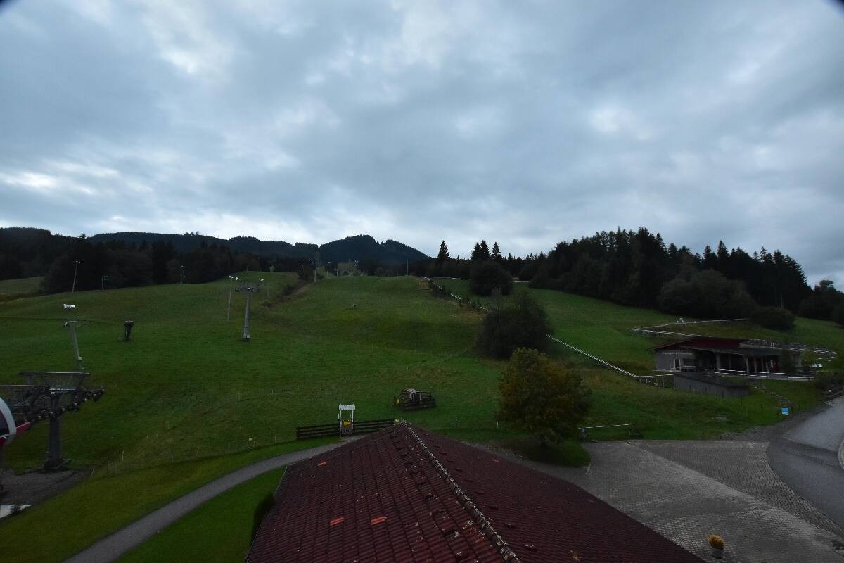 Archived image Webcam Nesselwang - Alpspitzbahn Base Station