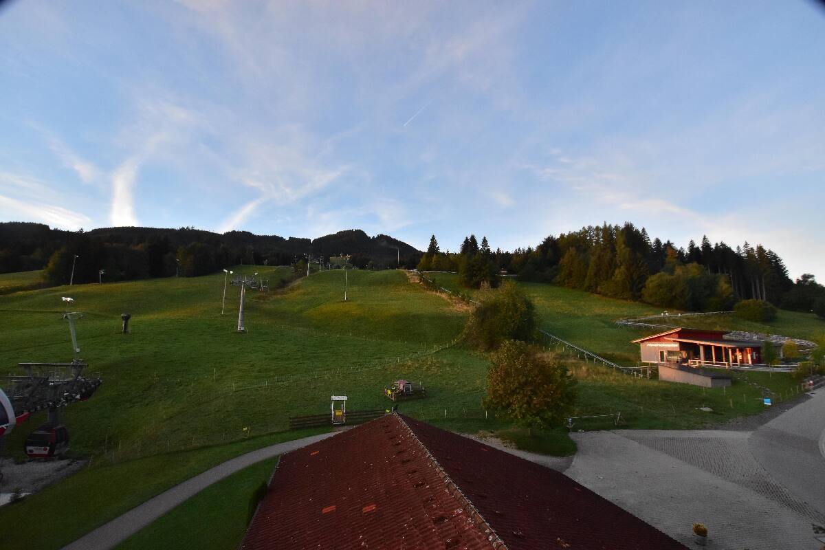 Archived image Webcam Nesselwang - Alpspitzbahn Base Station