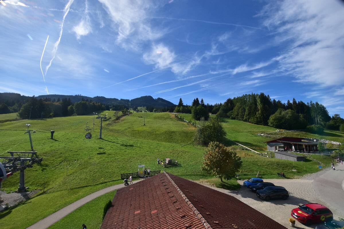 Archived image Webcam Nesselwang - Alpspitzbahn Base Station