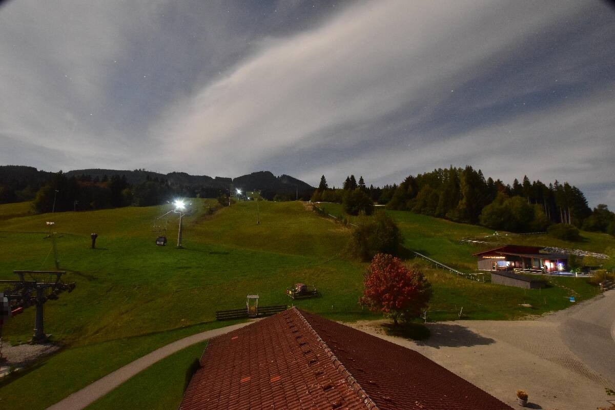 Archived image Webcam Nesselwang - Alpspitzbahn Base Station