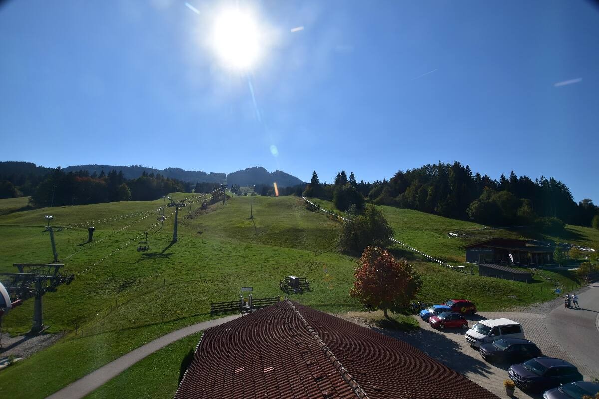 Archived image Webcam Nesselwang - Alpspitzbahn Base Station
