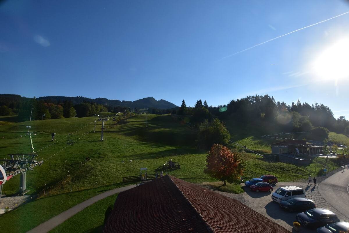Archived image Webcam Nesselwang - Alpspitzbahn Base Station