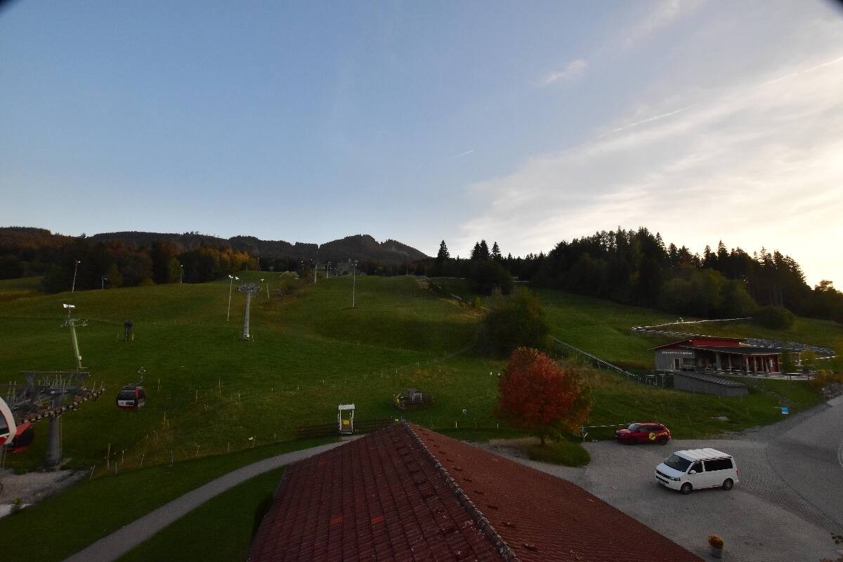 Archived image Webcam Nesselwang - Alpspitzbahn Base Station