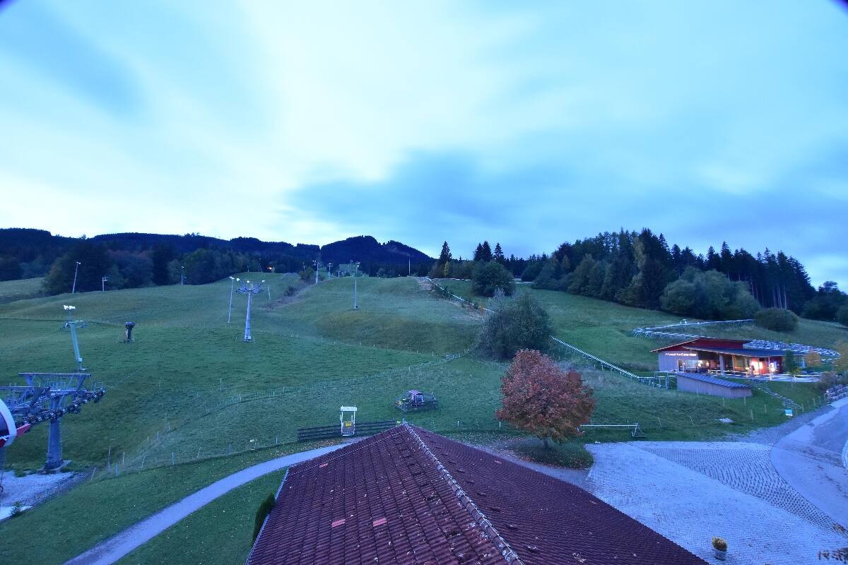 Archived image Webcam Nesselwang - Alpspitzbahn Base Station