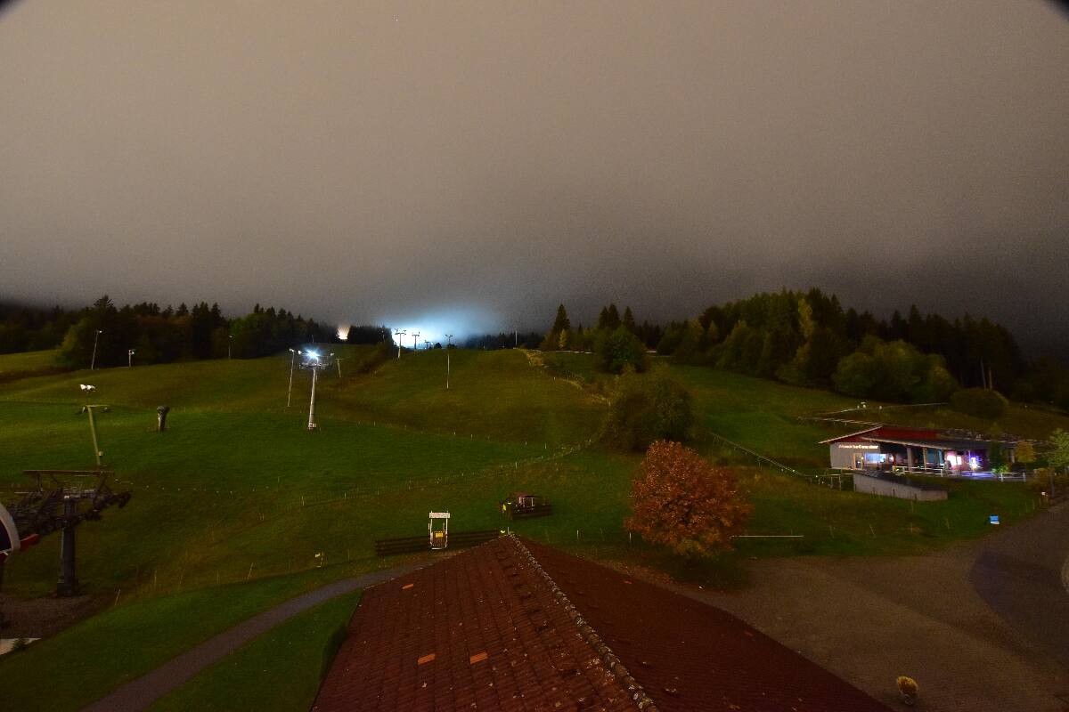 Archived image Webcam Nesselwang - Alpspitzbahn Base Station