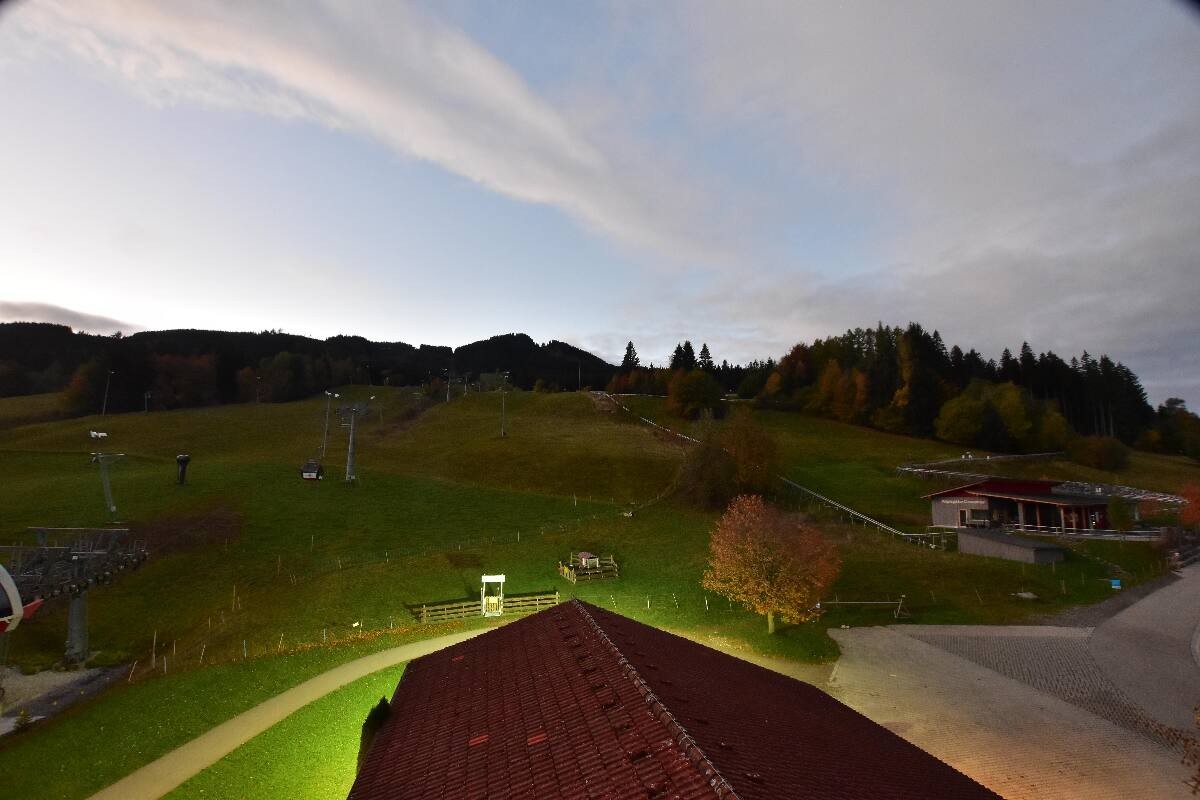 Archived image Webcam Nesselwang - Alpspitzbahn Base Station
