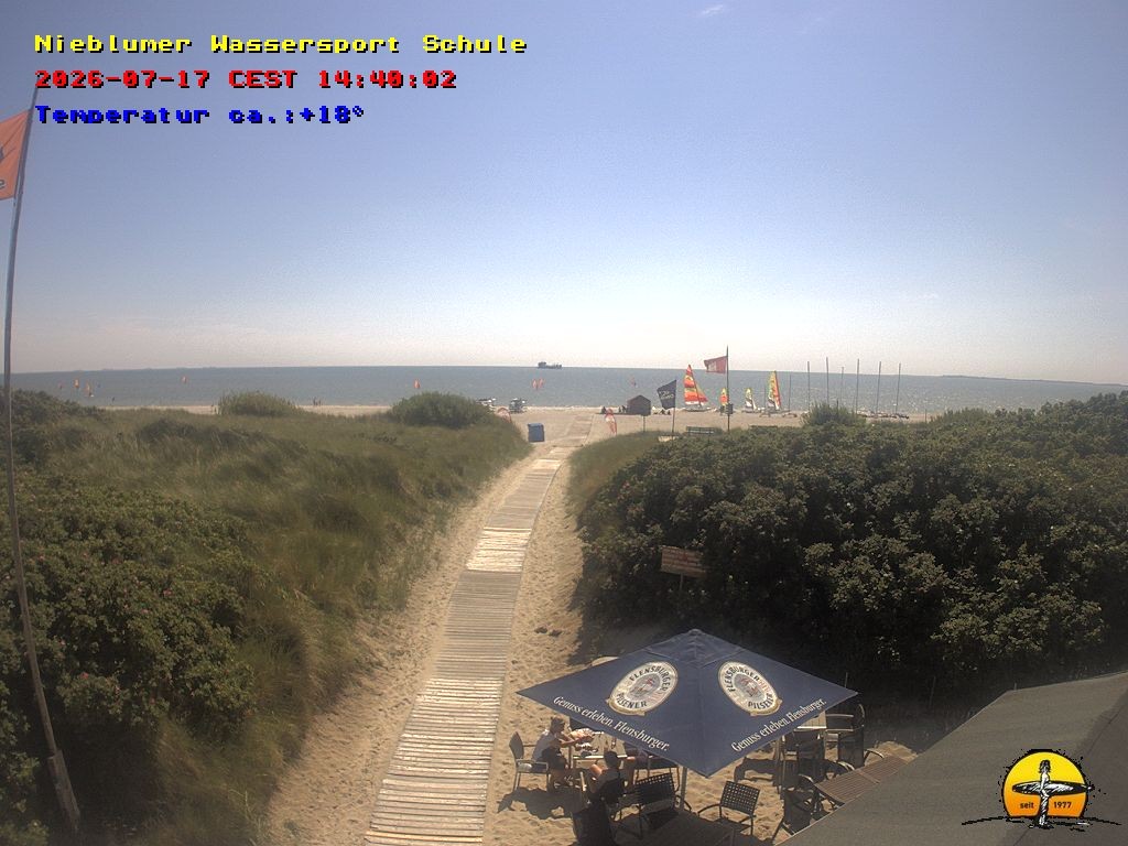 Archived image Webcam Föhr Island: Watersports School Nieblum