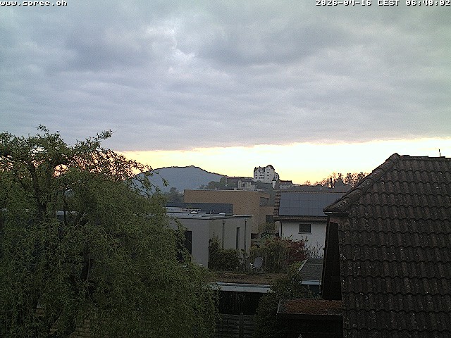 Archived image Webcam View Castle Wildegg
