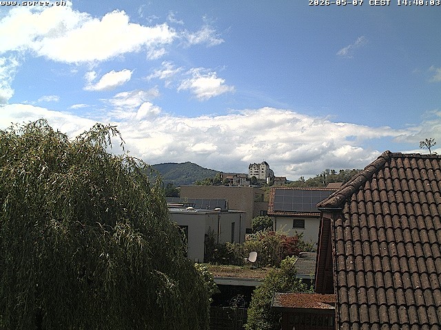 Archiv Foto Webcam Möriken: Blick auf Schloss Wildegg