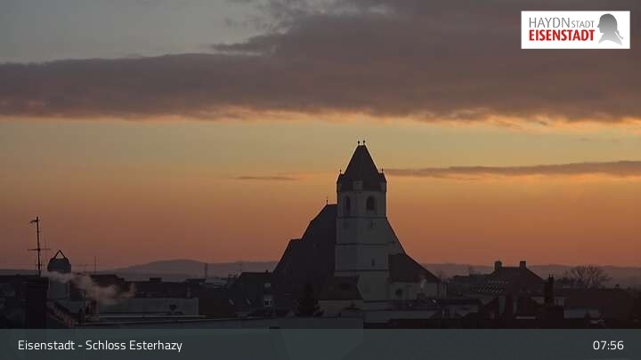 Archiv Foto Webcam Eisenstadt - Schloss Esterházy
