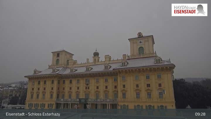 Archiv Foto Webcam Eisenstadt - Schloss Esterházy