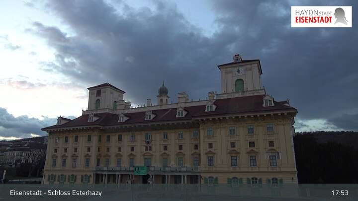 Archiv Foto Webcam Eisenstadt - Schloss Esterházy