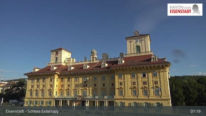 Archiv Foto Webcam Eisenstadt - Schloss Esterházy
