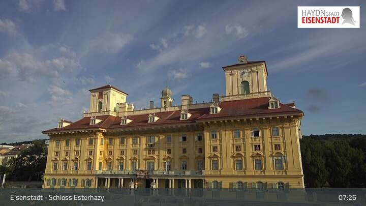 Archiv Foto Webcam Eisenstadt - Schloss Esterházy