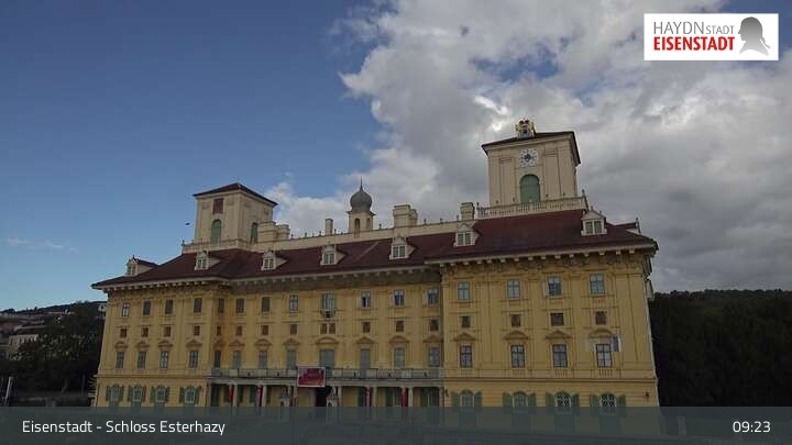 Archiv Foto Webcam Eisenstadt - Schloss Esterházy