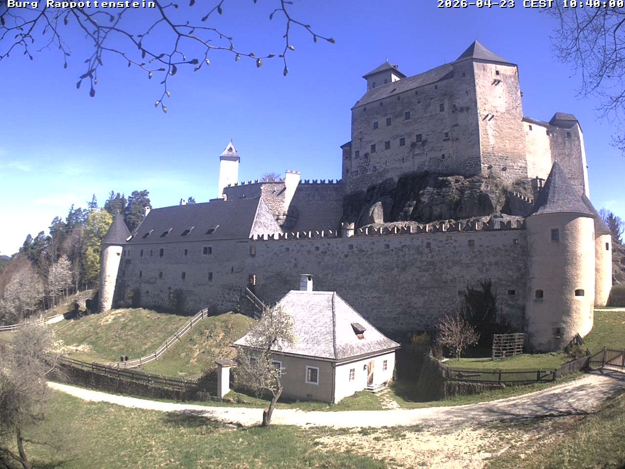 Archived image Webcam Rappottenstein Castle
