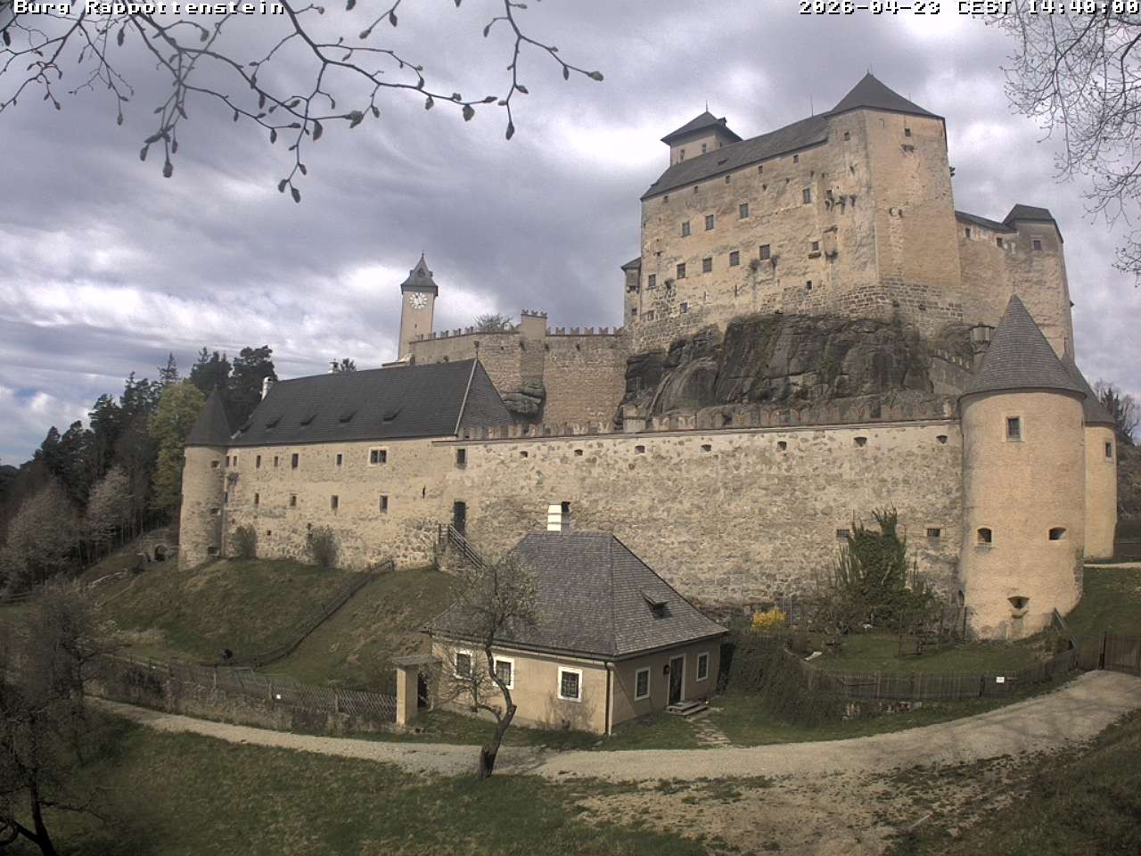Archived image Webcam Rappottenstein Castle