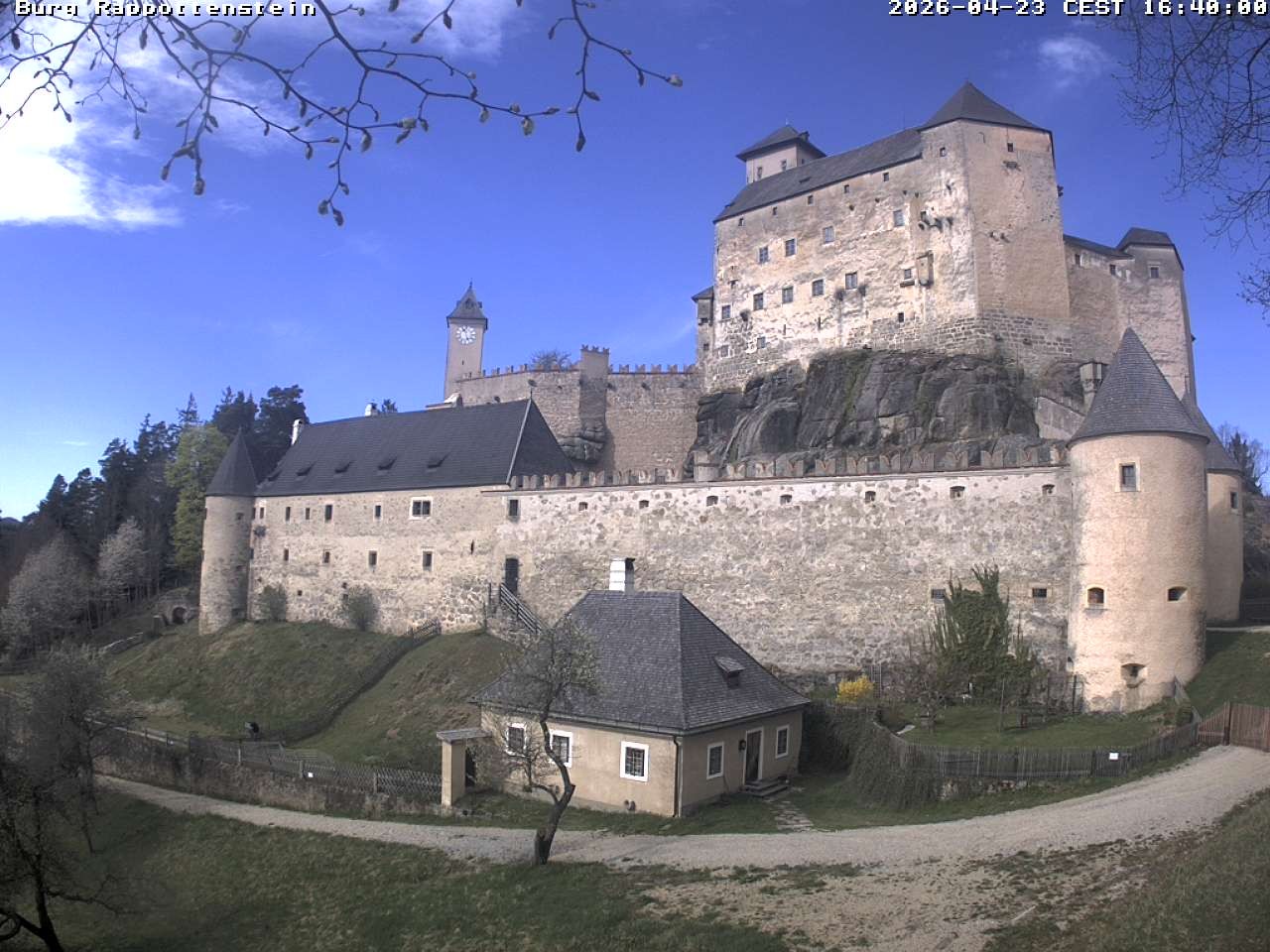 Archived image Webcam Rappottenstein Castle