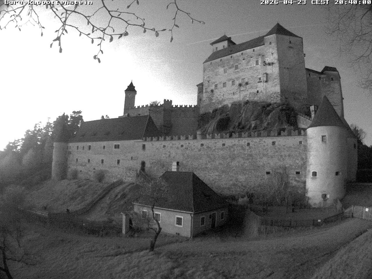 Archived image Webcam Rappottenstein Castle