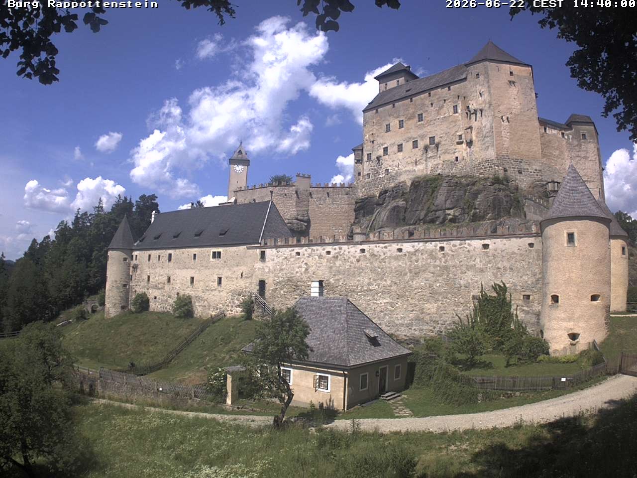 Archived image Webcam Rappottenstein Castle