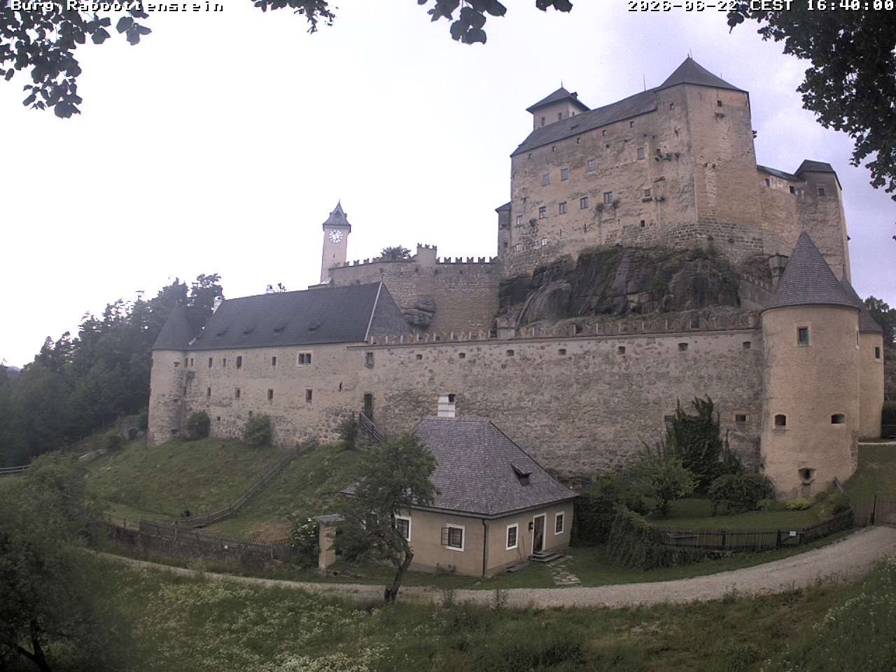 Archived image Webcam Rappottenstein Castle
