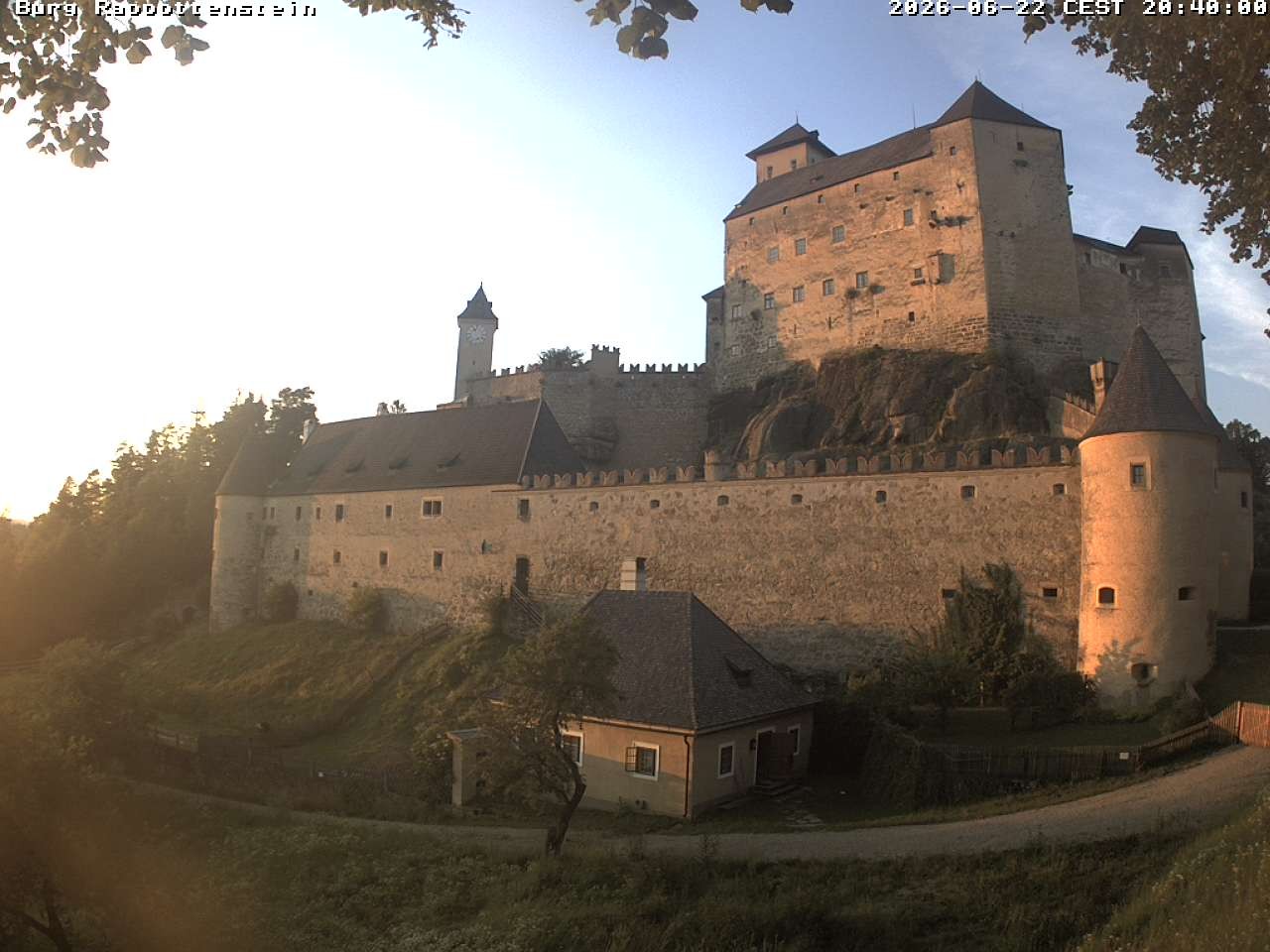 Archived image Webcam Rappottenstein Castle