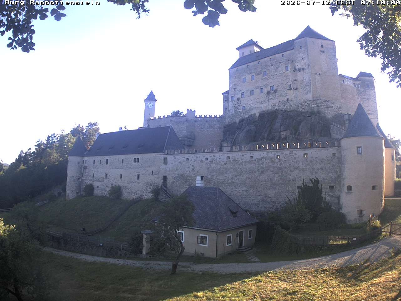 Archived image Webcam Rappottenstein Castle