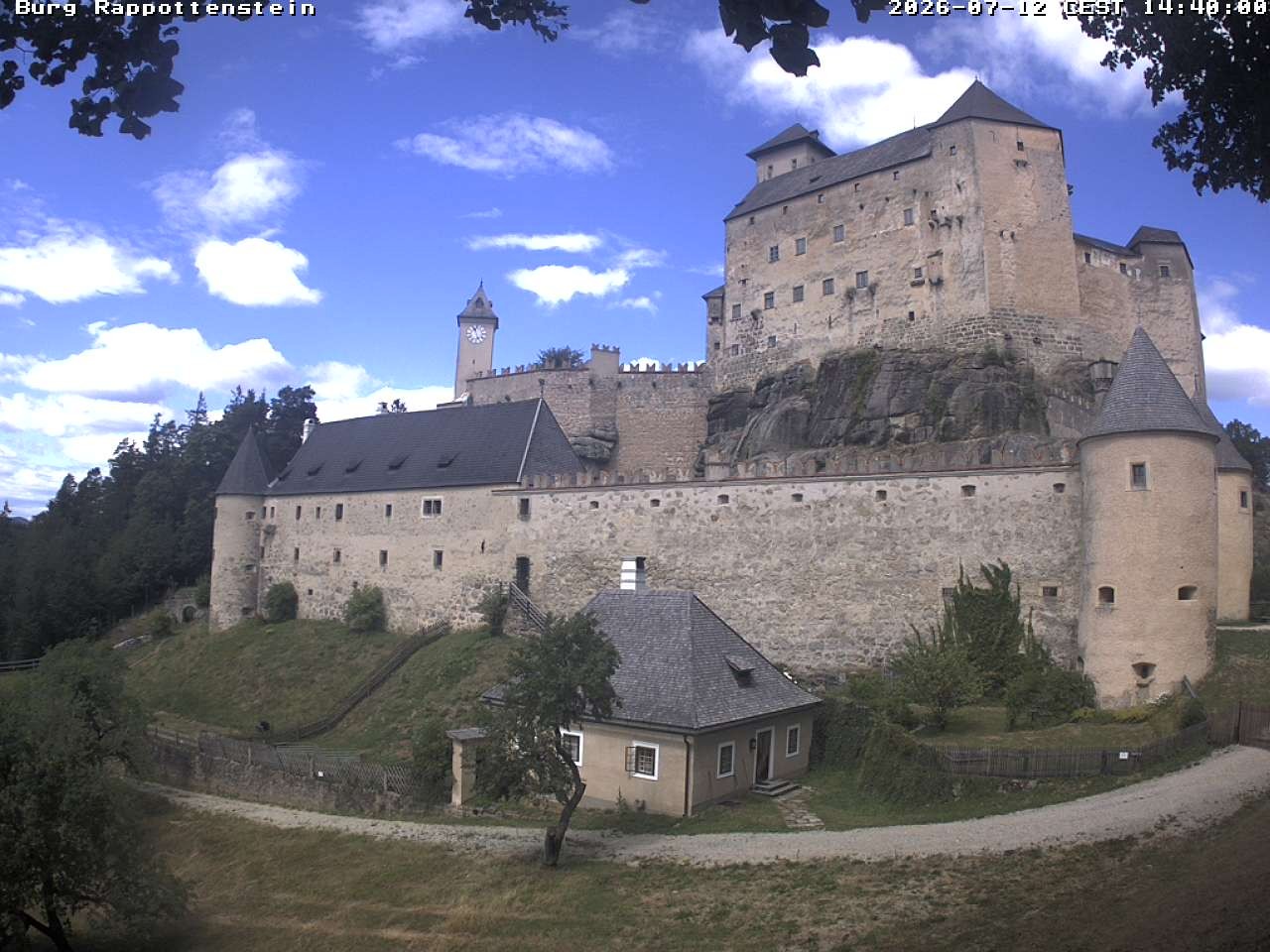 Archived image Webcam Rappottenstein Castle