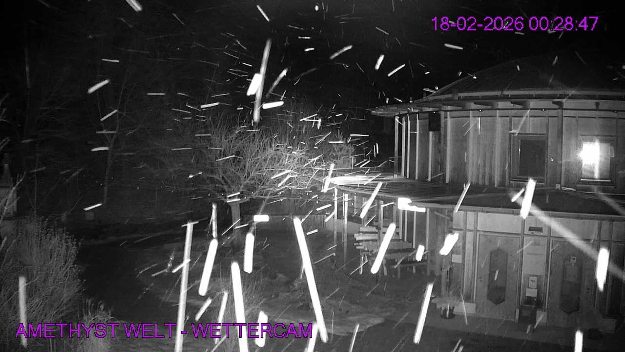 Archived image Webcam Maissau - Amethyst World