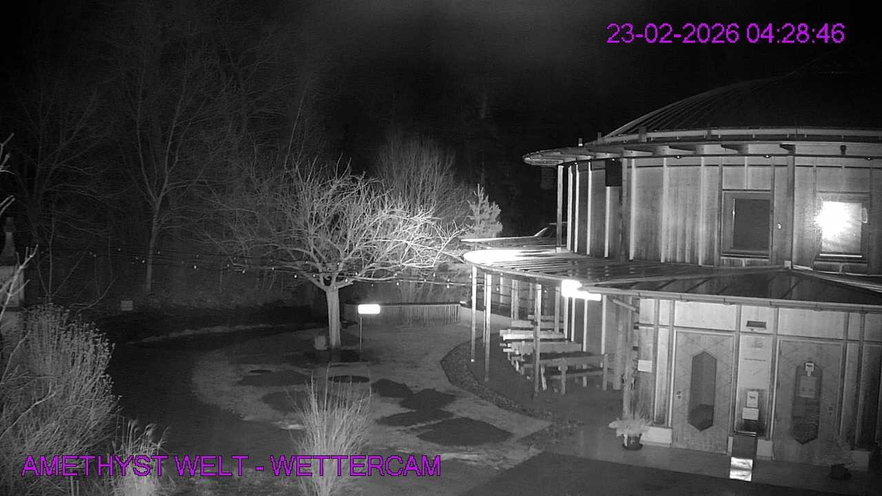 Archived image Webcam Maissau - Amethyst World