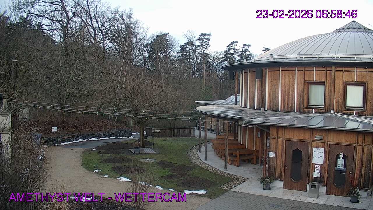 Archived image Webcam Maissau - Amethyst World