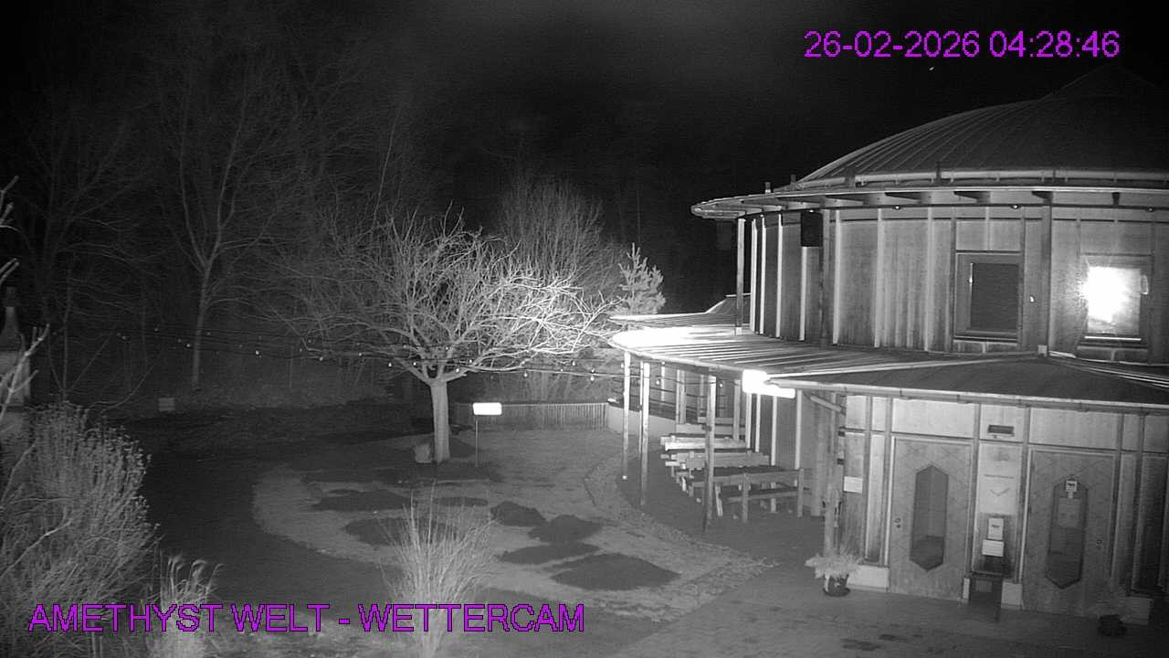 Archived image Webcam Maissau - Amethyst World