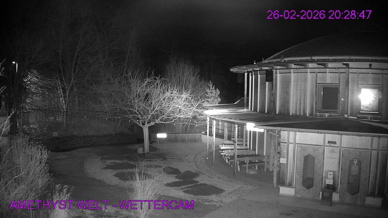 Archived image Webcam Maissau - Amethyst World