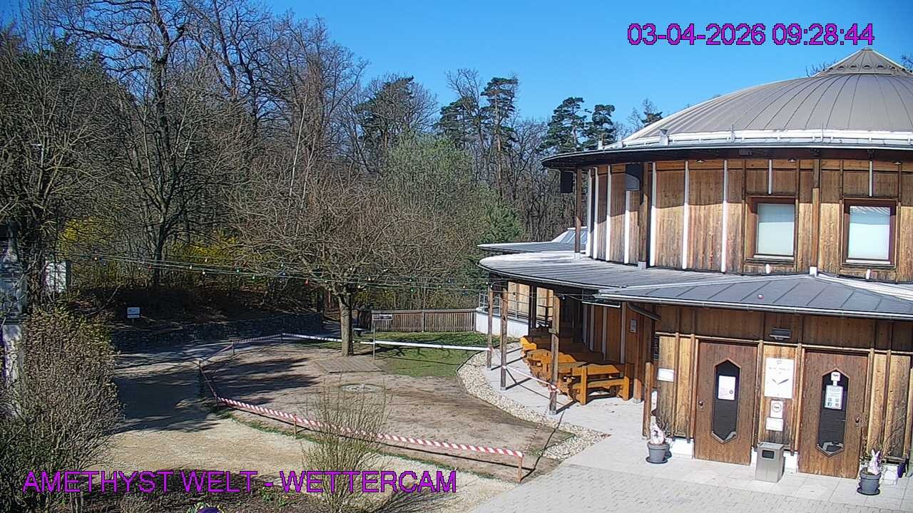 Archived image Webcam Maissau - Amethyst World