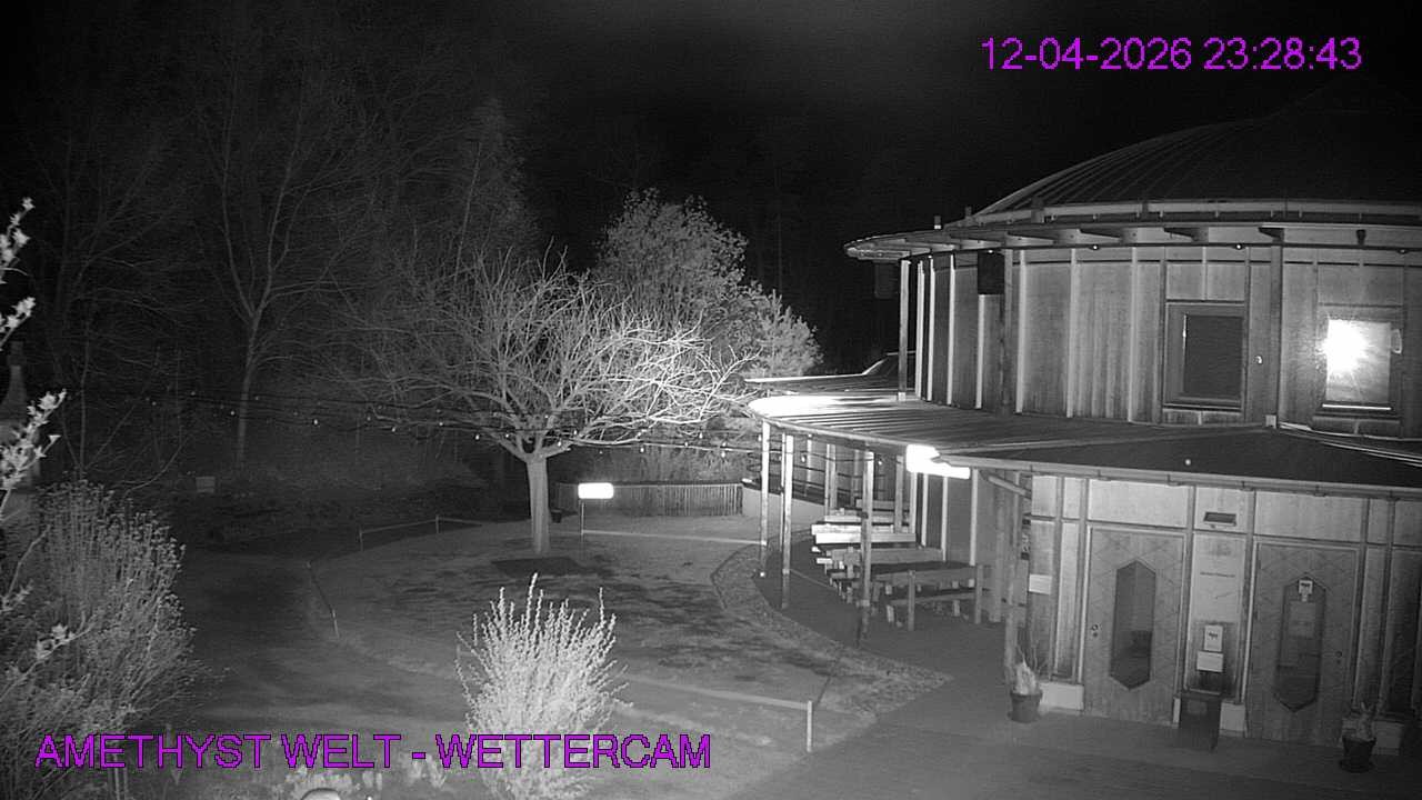 Archived image Webcam Maissau - Amethyst World