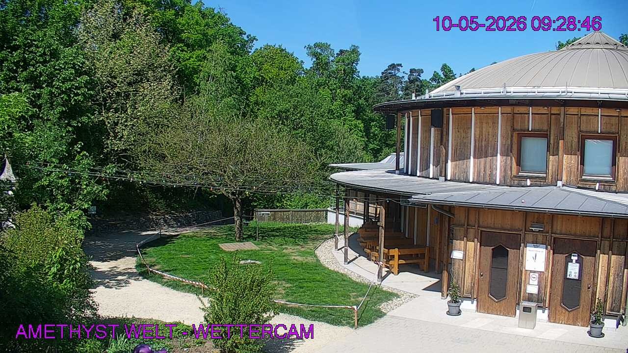 Archived image Webcam Maissau - Amethyst World