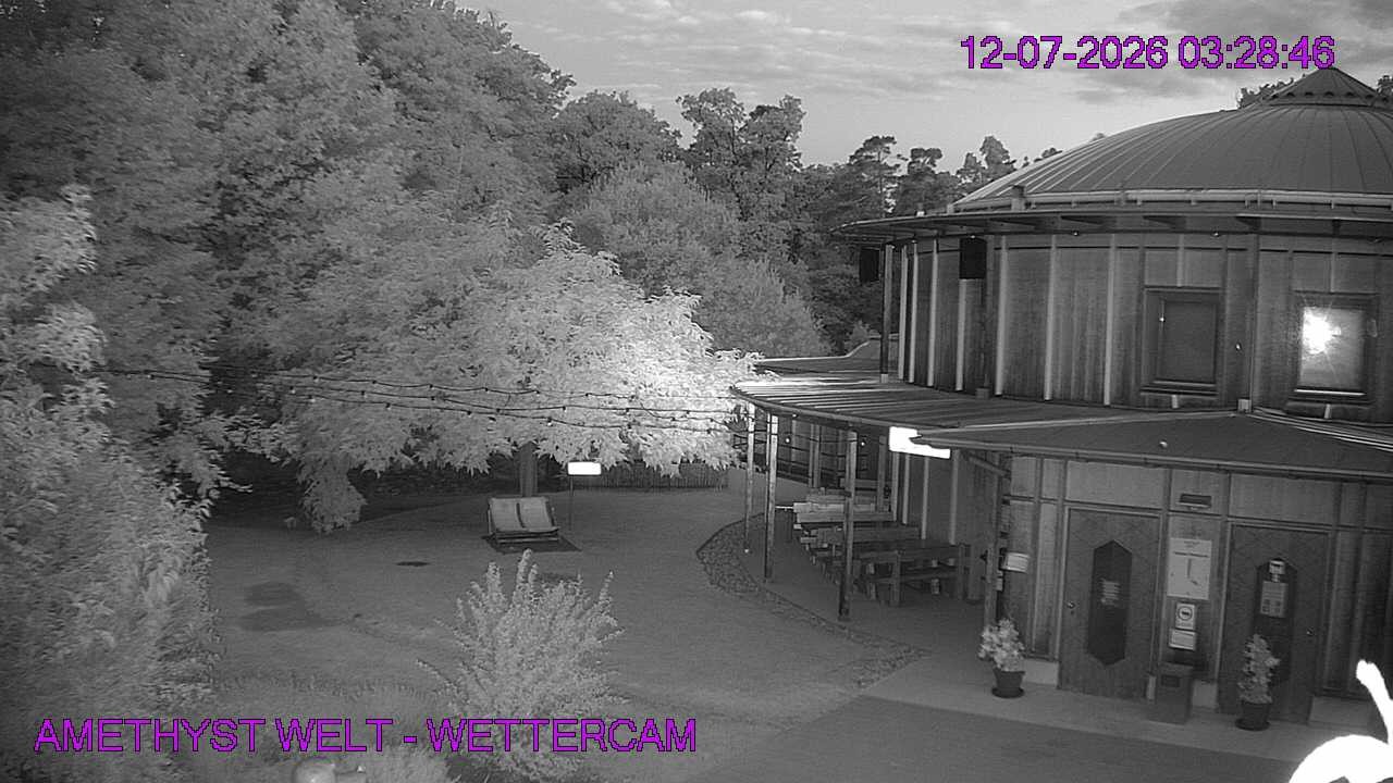 Archived image Webcam Maissau - Amethyst World