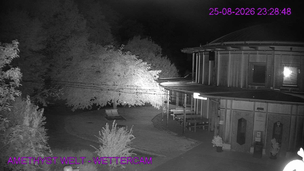 Archived image Webcam Maissau - Amethyst World