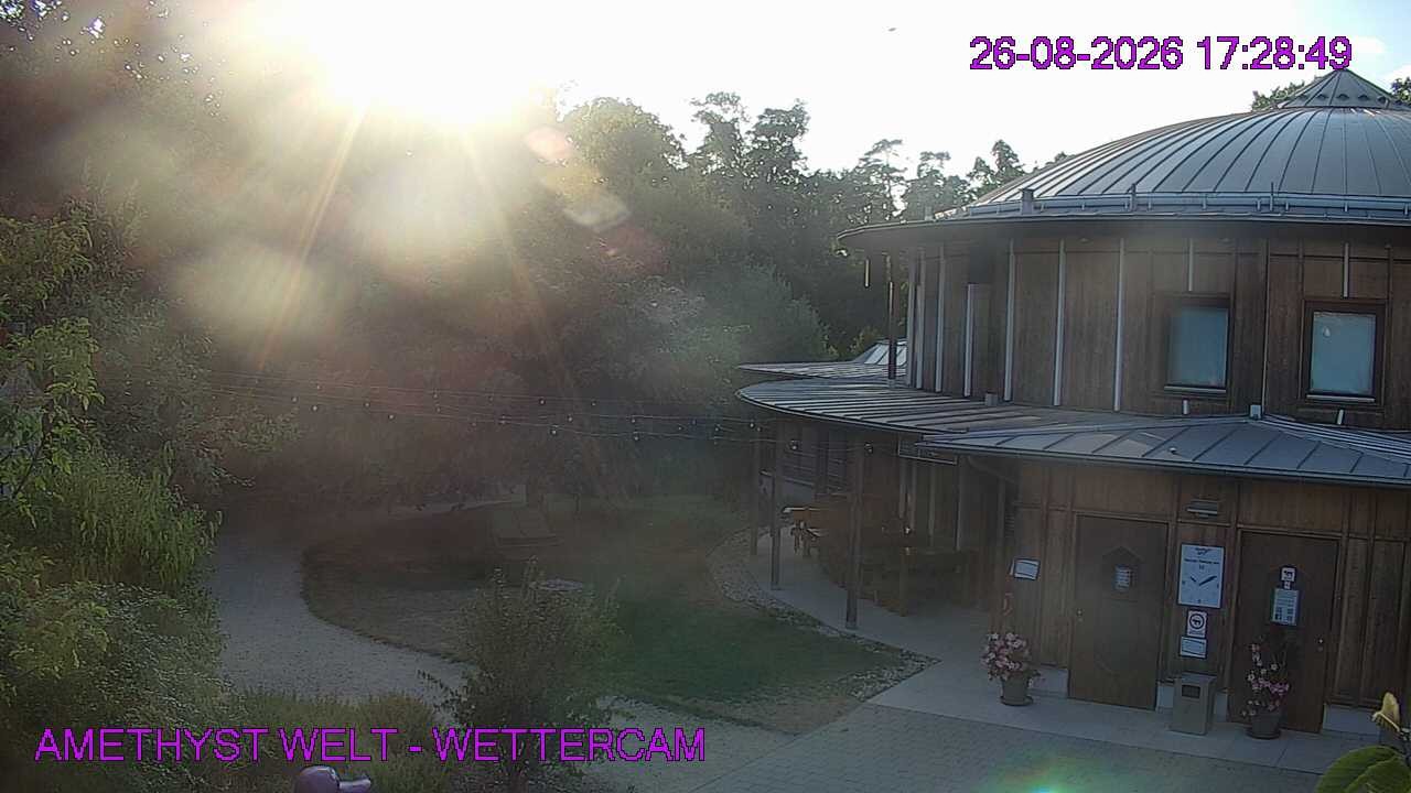 Archived image Webcam Maissau - Amethyst World