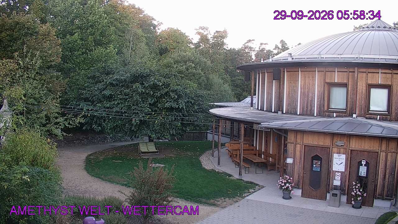 Archived image Webcam Maissau - Amethyst World