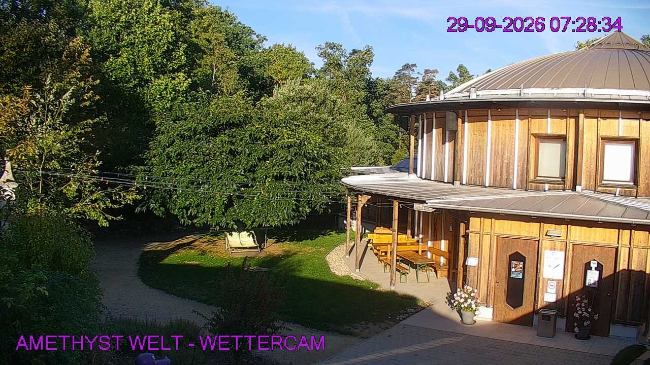 Archived image Webcam Maissau - Amethyst World