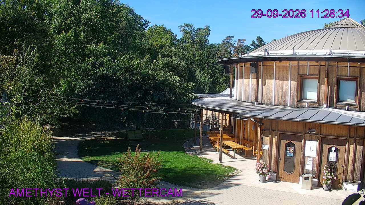 Archived image Webcam Maissau - Amethyst World