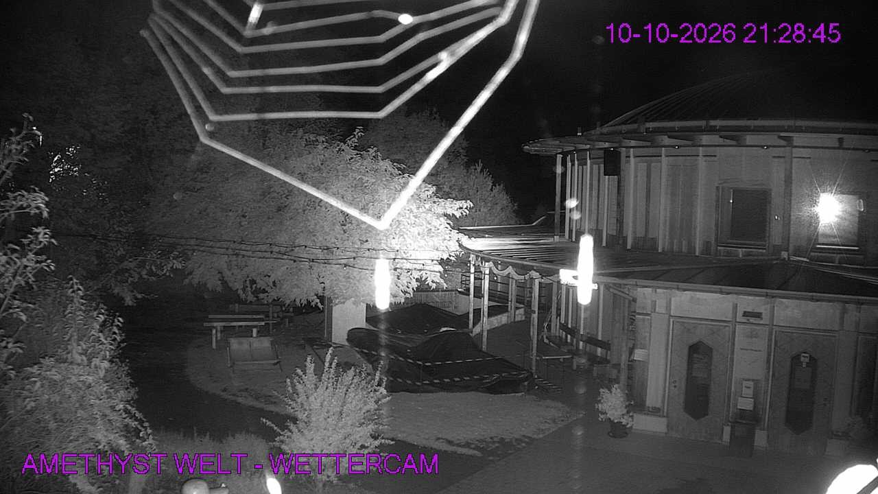 Archived image Webcam Maissau - Amethyst World