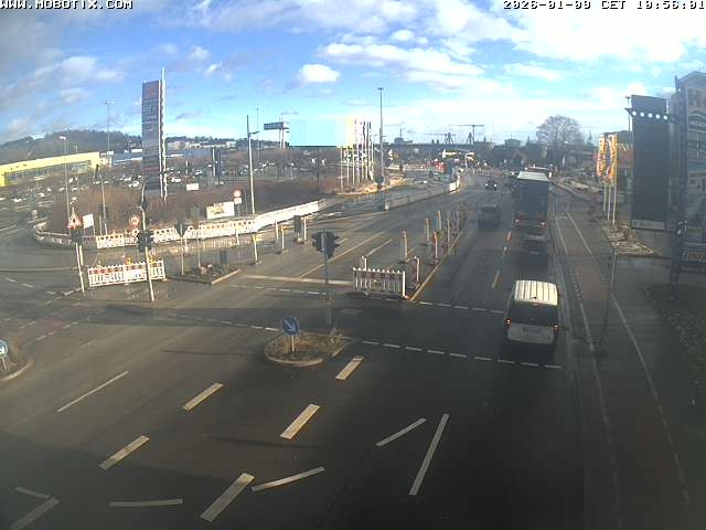 Archived image Webcam Ulm - View Blaubeurer Street