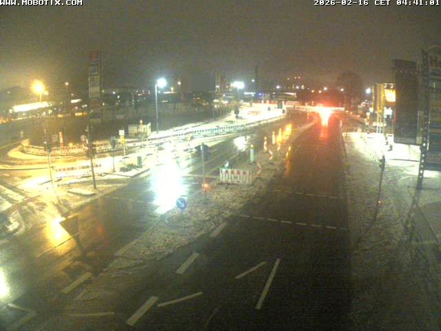 Archived image Webcam Ulm - View Blaubeurer Street