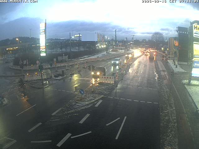 Archived image Webcam Ulm - View Blaubeurer Street