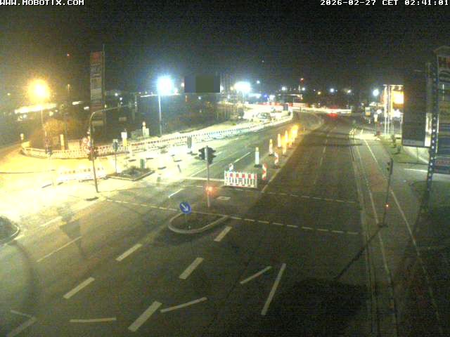 Archived image Webcam Ulm - View Blaubeurer Street