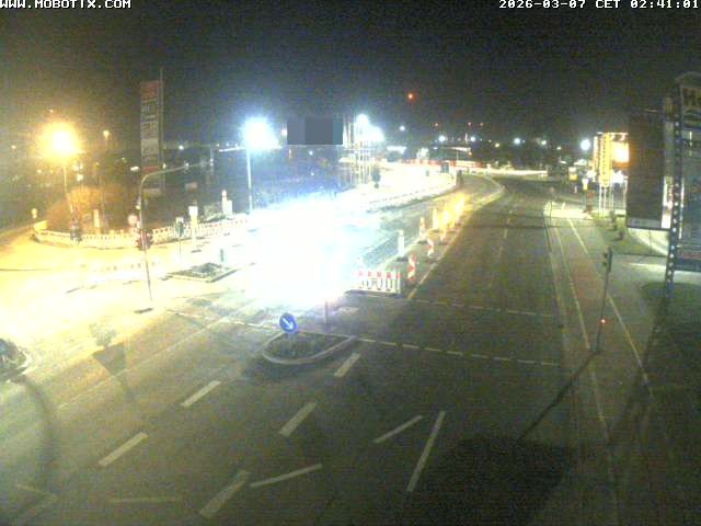 Archived image Webcam Ulm - View Blaubeurer Street